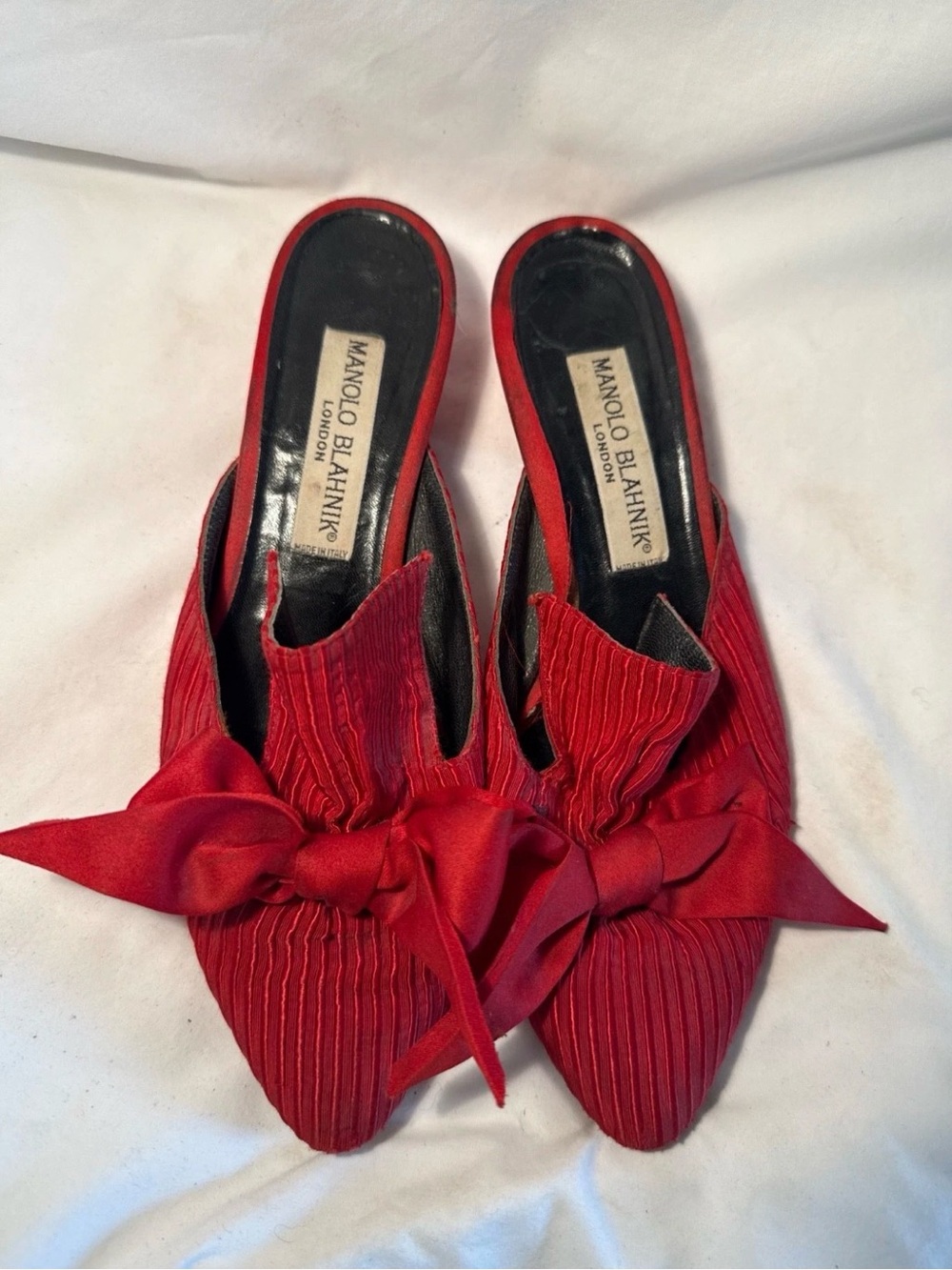 Vintage Manolo Blahnik Red Ruffled Satin Bow Mules Size 38
